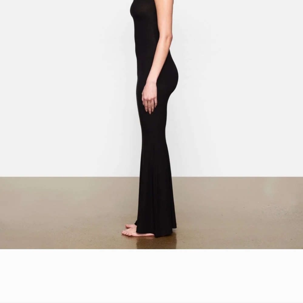 Skims dress black xl